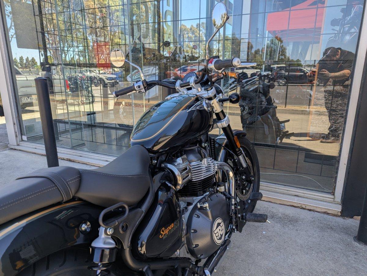 2026 ROYAL ENFIELD SUPER METEOR 650 ROAD
