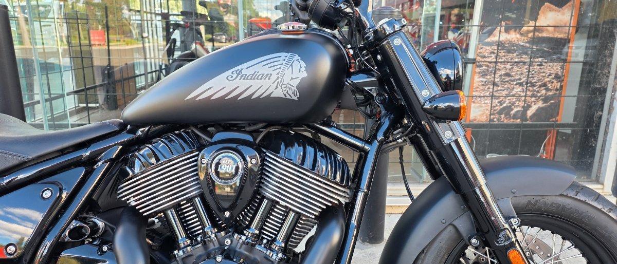 2023 INDIAN PURSUIT DARK HORSE PREMIUM ROAD