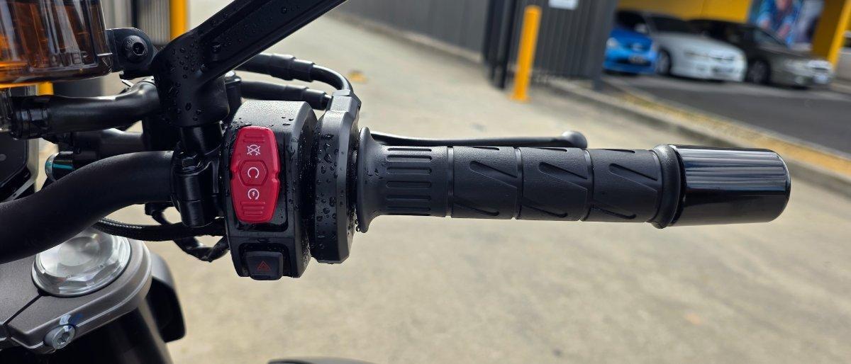 2024 CF MOTO 450 NK ROAD