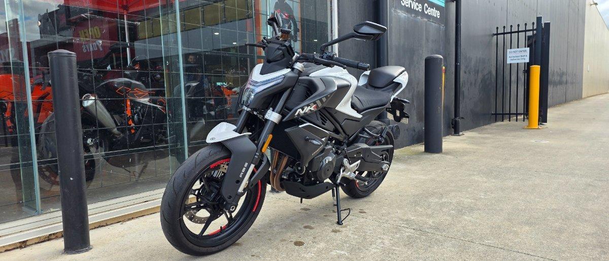2024 CF MOTO 450 NK ROAD