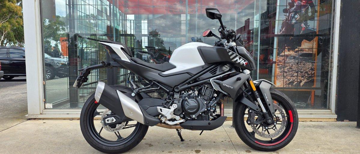 2024 CF MOTO 450 NK ROAD