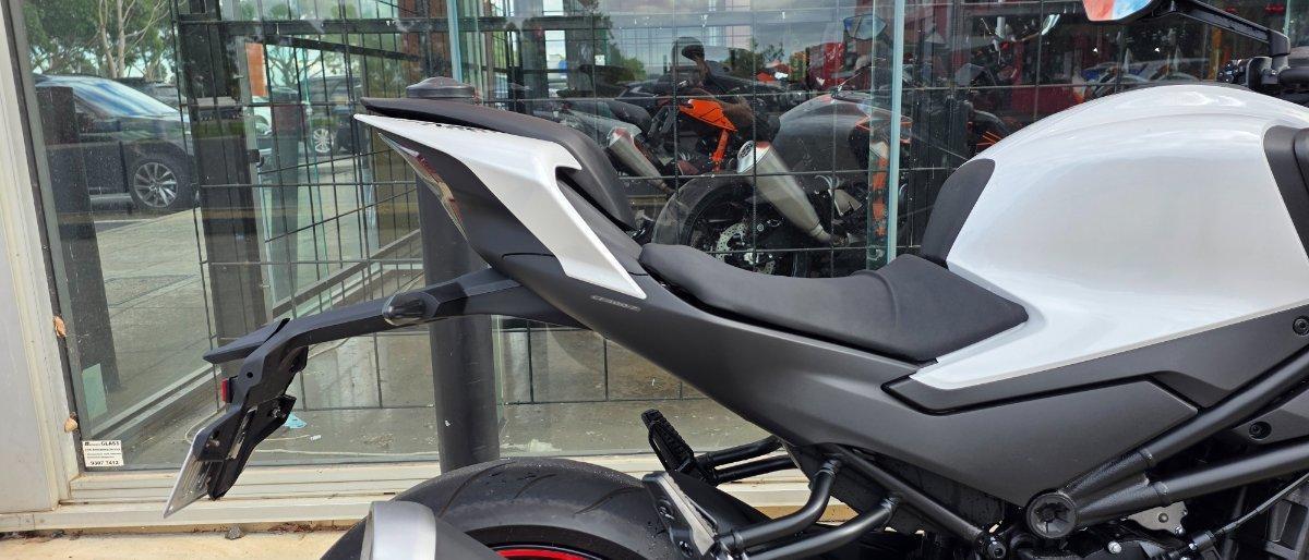 2024 CF MOTO 450 NK ROAD