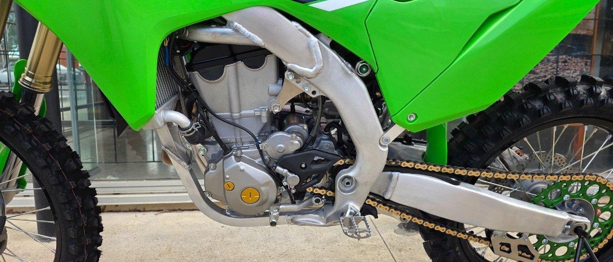 2025 KAWASAKI KX450 MOTOCROSS