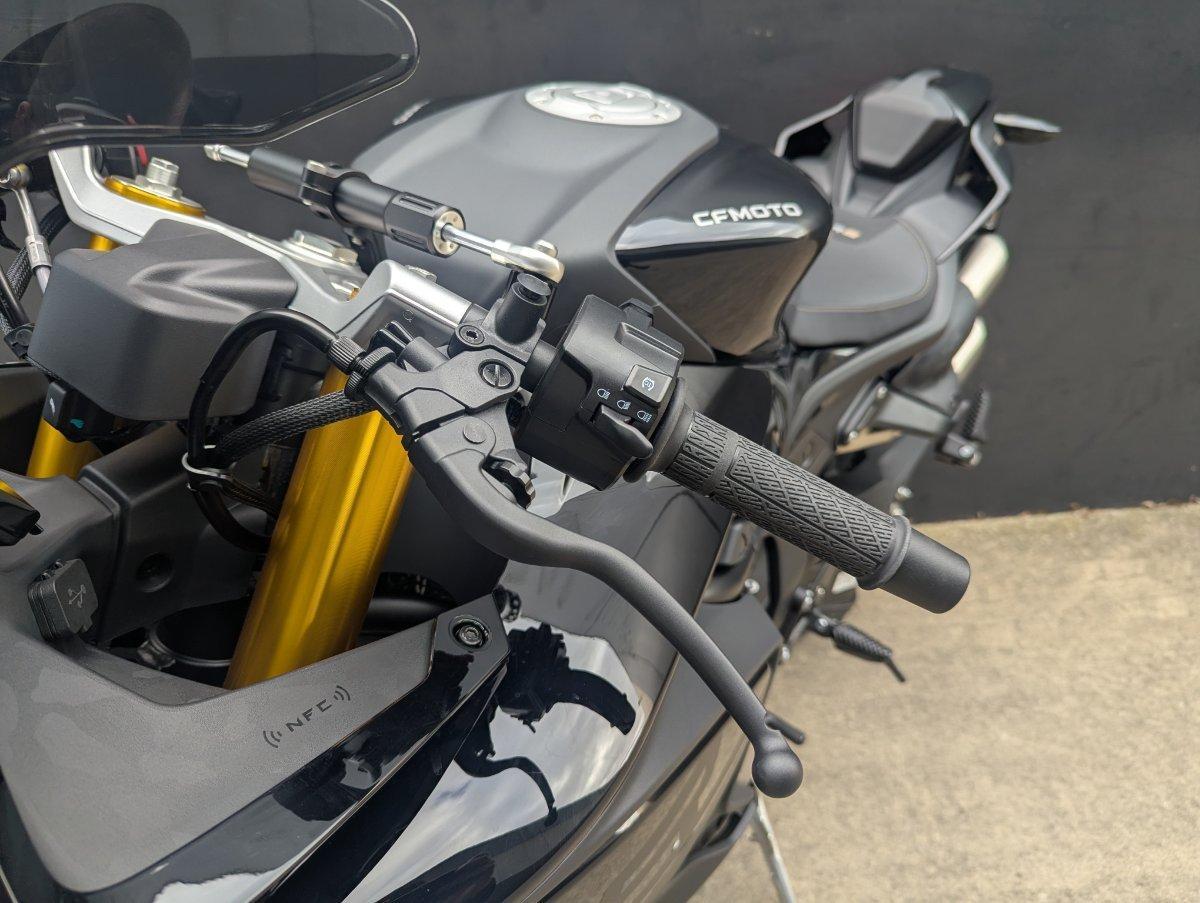 2026 CF MOTO 750 SR S ROAD