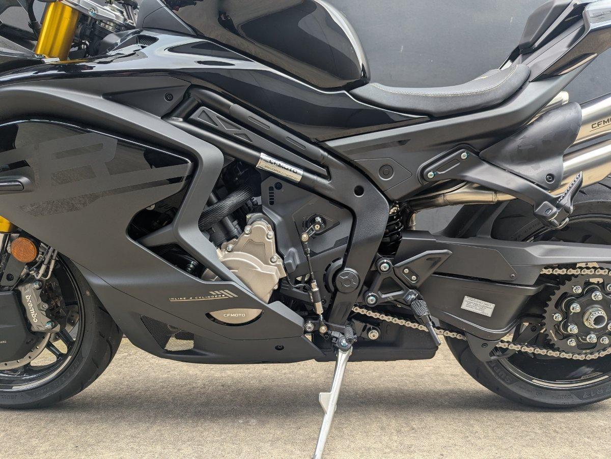 2026 CF MOTO 750 SR S ROAD