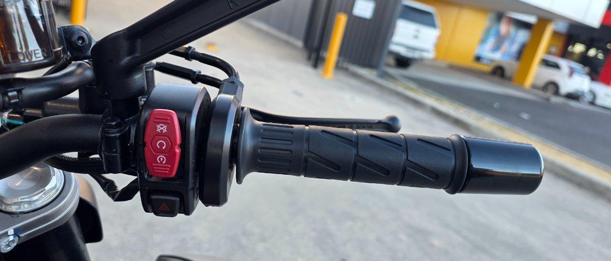 2024 CF MOTO 450 NK ROAD