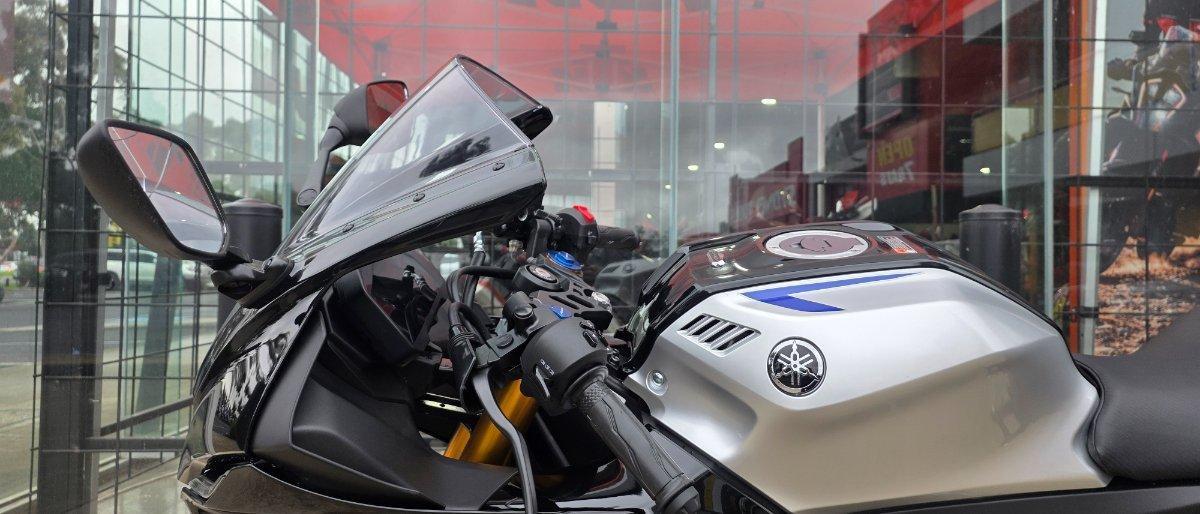2025 YAMAHA YZF-R15M SPORTS