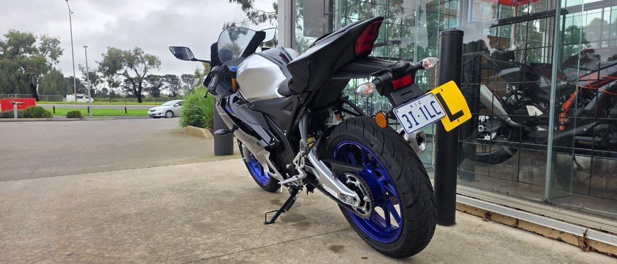 2025 YAMAHA YZF-R15M SPORTS