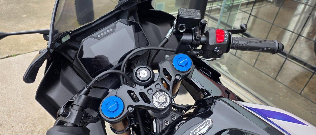 2025 YAMAHA YZF-R15M SPORTS