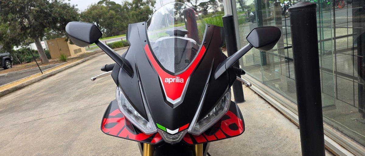 2024 APRILIA RSV4 SPORTS