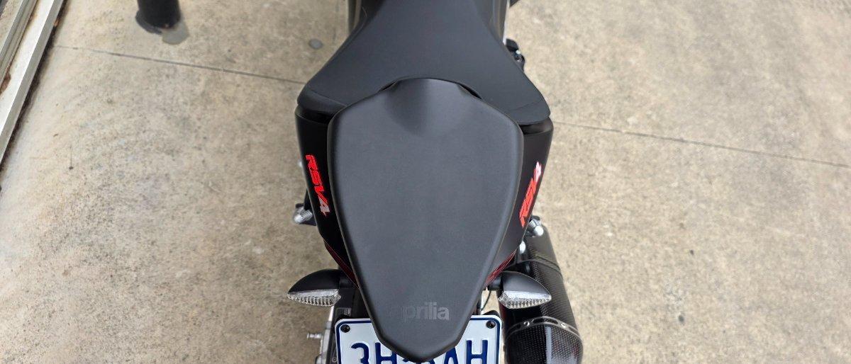 2024 APRILIA RSV4 SPORTS