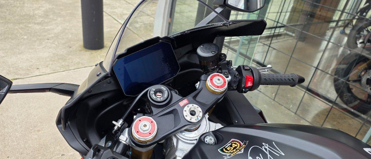 2024 APRILIA RSV4 SPORTS