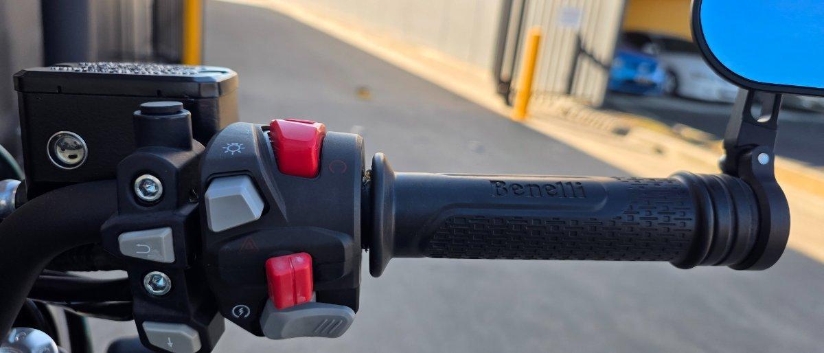 2022 BENELLI LEONCINO 800 TRAIL ROAD