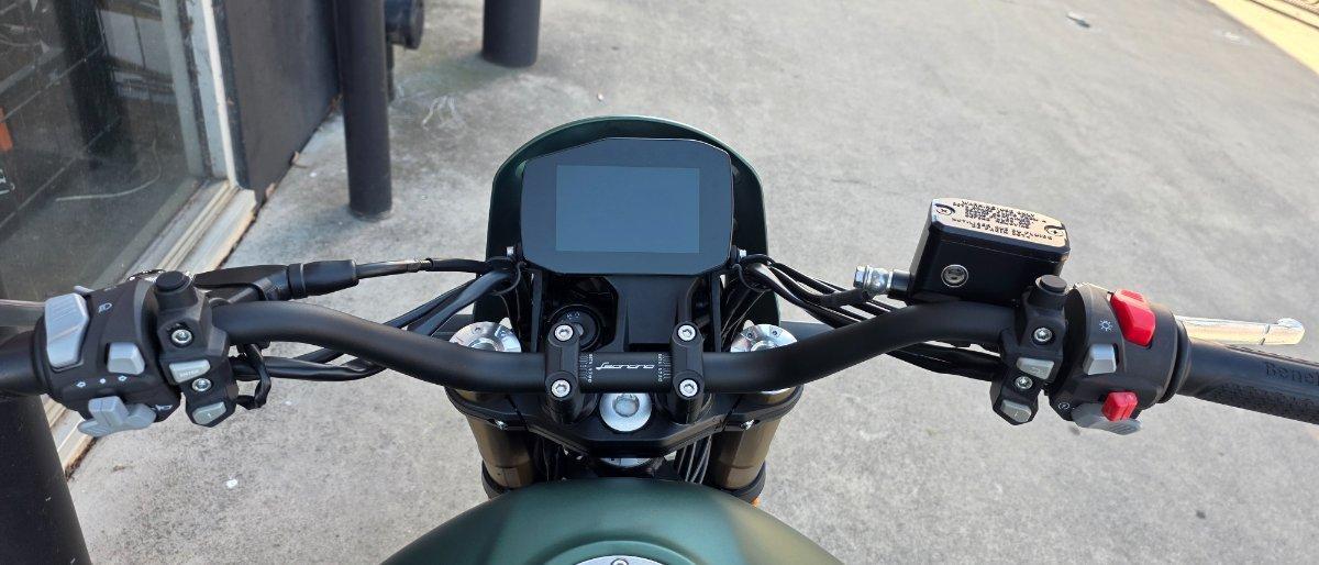 2022 BENELLI LEONCINO 800 TRAIL ROAD