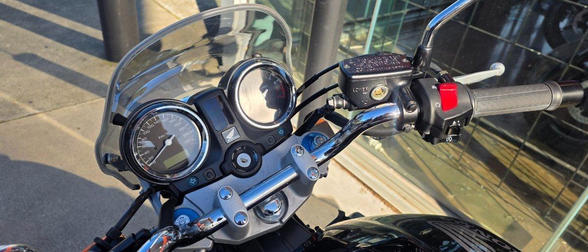 2007 HONDA CB900F HORNET ROAD