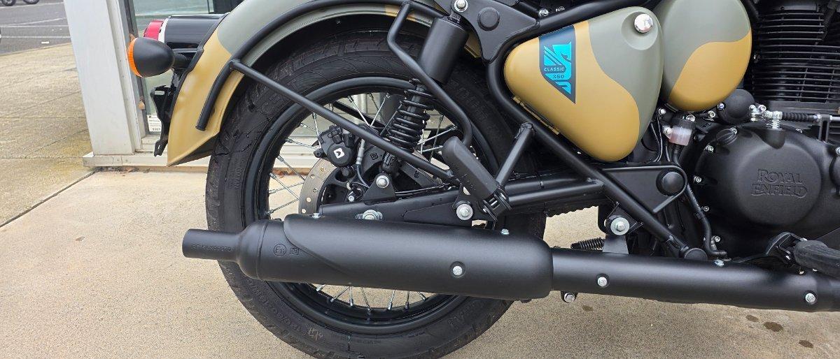2025 ROYAL ENFIELD CLASSIC 350 SIGNALS ROAD
