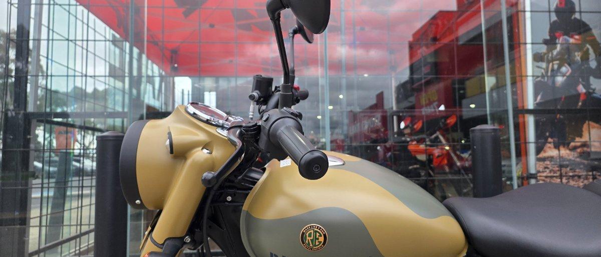 2025 ROYAL ENFIELD CLASSIC 350 SIGNALS ROAD