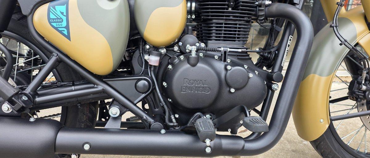 2025 ROYAL ENFIELD CLASSIC 350 SIGNALS ROAD