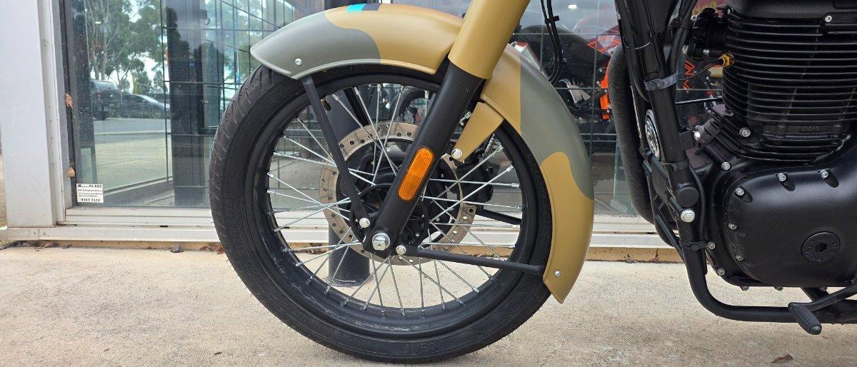 2025 ROYAL ENFIELD CLASSIC 350 SIGNALS ROAD