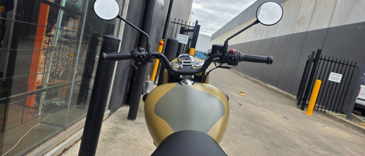 2025 ROYAL ENFIELD CLASSIC 350 SIGNALS ROAD