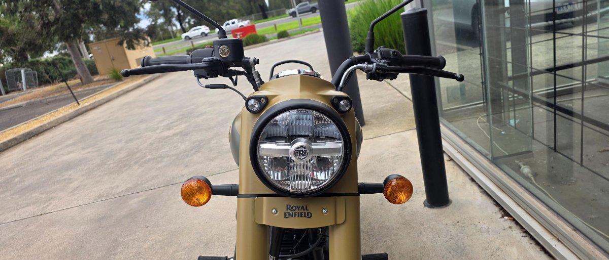 2025 ROYAL ENFIELD CLASSIC 350 SIGNALS ROAD