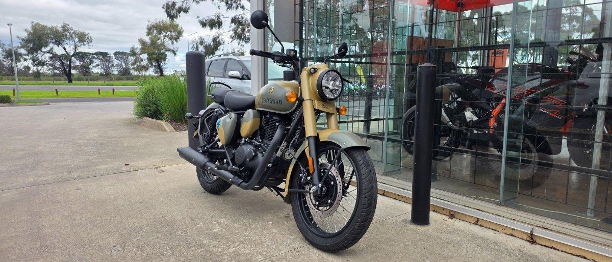 2025 ROYAL ENFIELD CLASSIC 350 SIGNALS ROAD