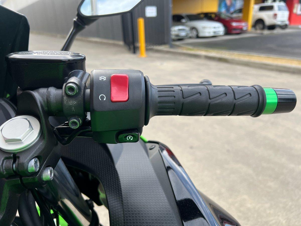 2023 KAWASAKI NINJA 400 SE SPORTS