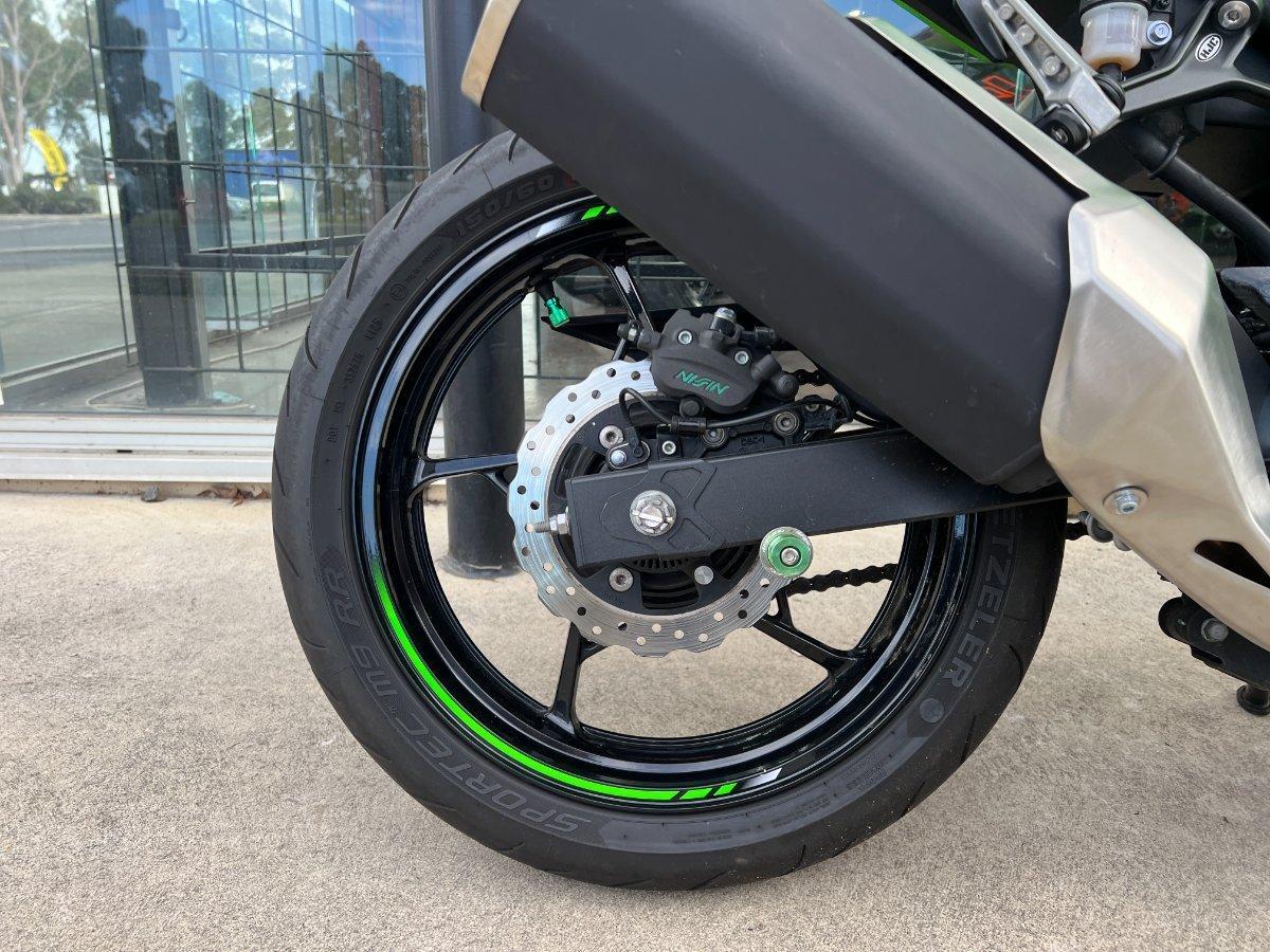 2023 KAWASAKI NINJA 400 SE SPORTS
