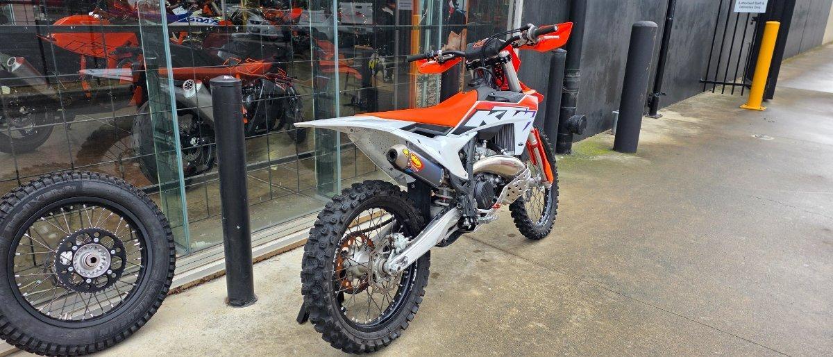 2023 KTM 300 SX MOTOCROSS