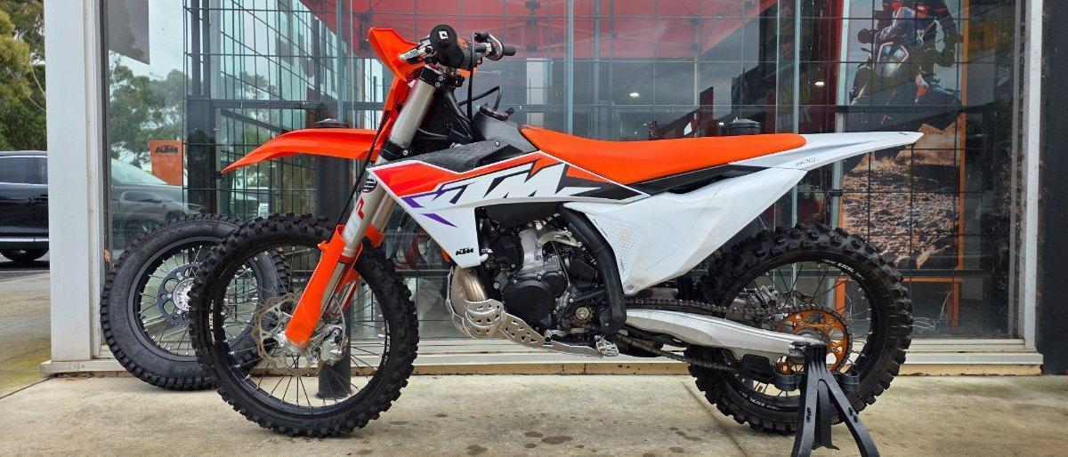 2023 KTM 300 SX MOTOCROSS