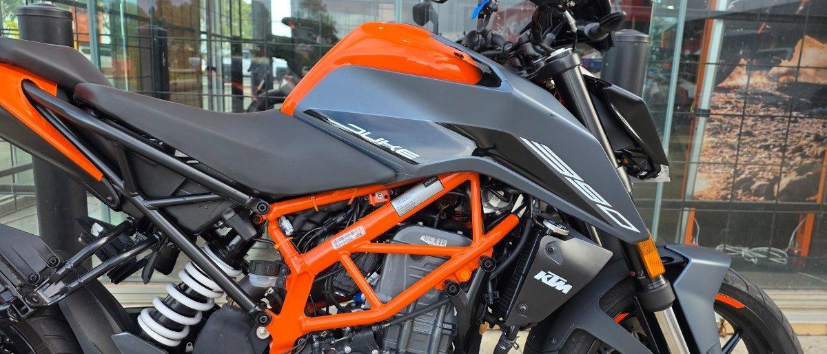2023 KTM 390 DUKE ROAD