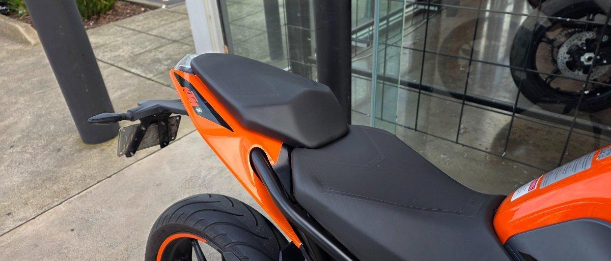 2023 KTM 390 DUKE ROAD