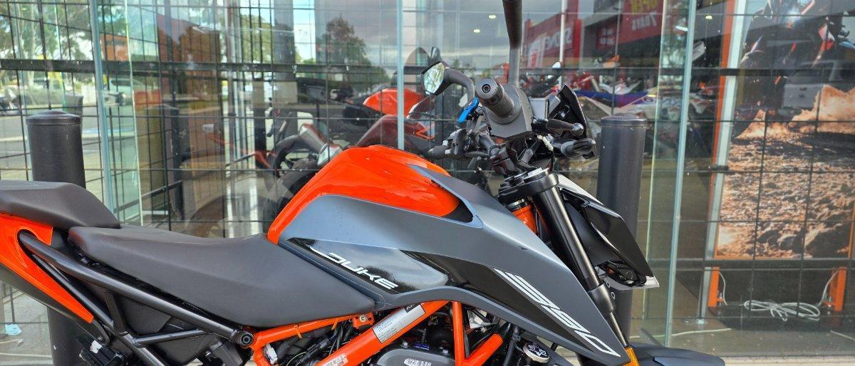 2023 KTM 390 DUKE ROAD