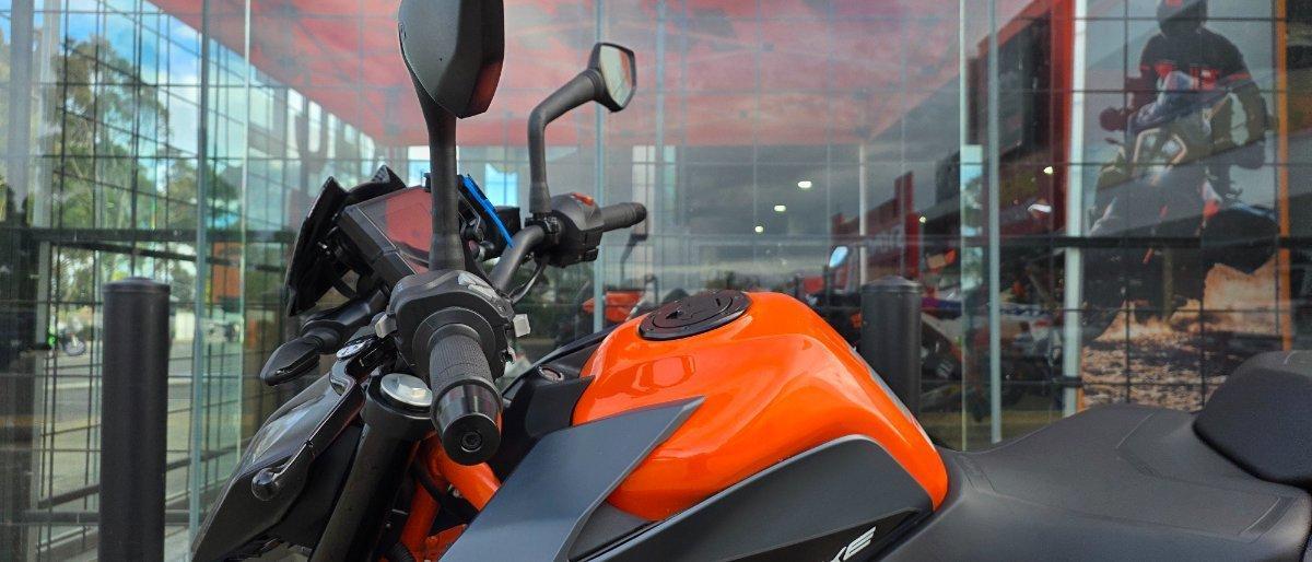 2023 KTM 390 DUKE ROAD