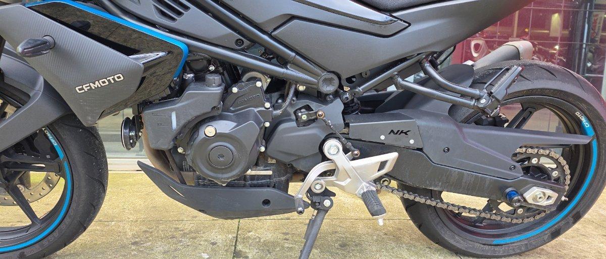 2025 CF MOTO 450 NK ROAD