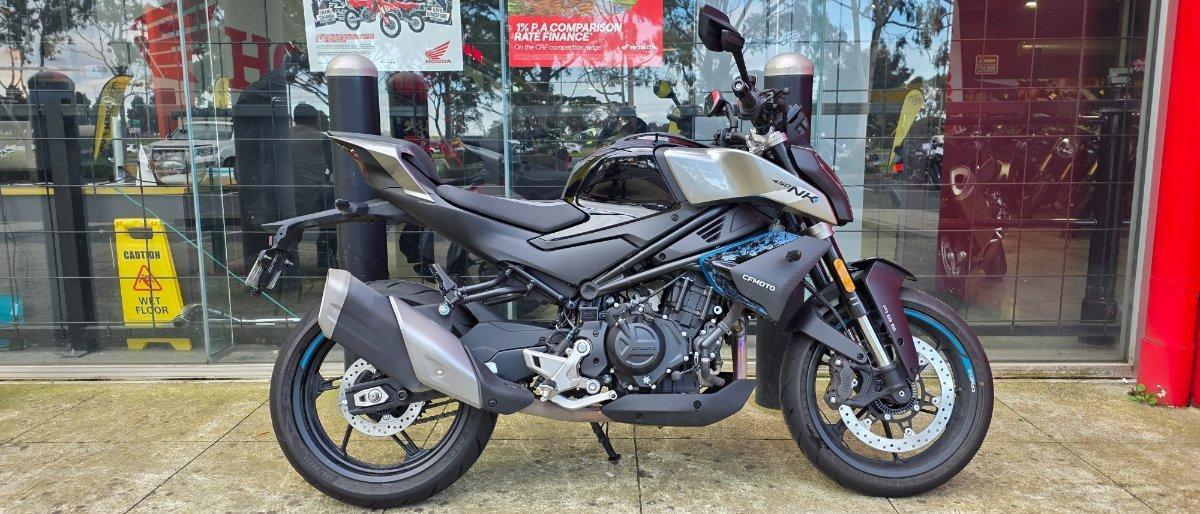 2025 CF MOTO 450 NK ROAD