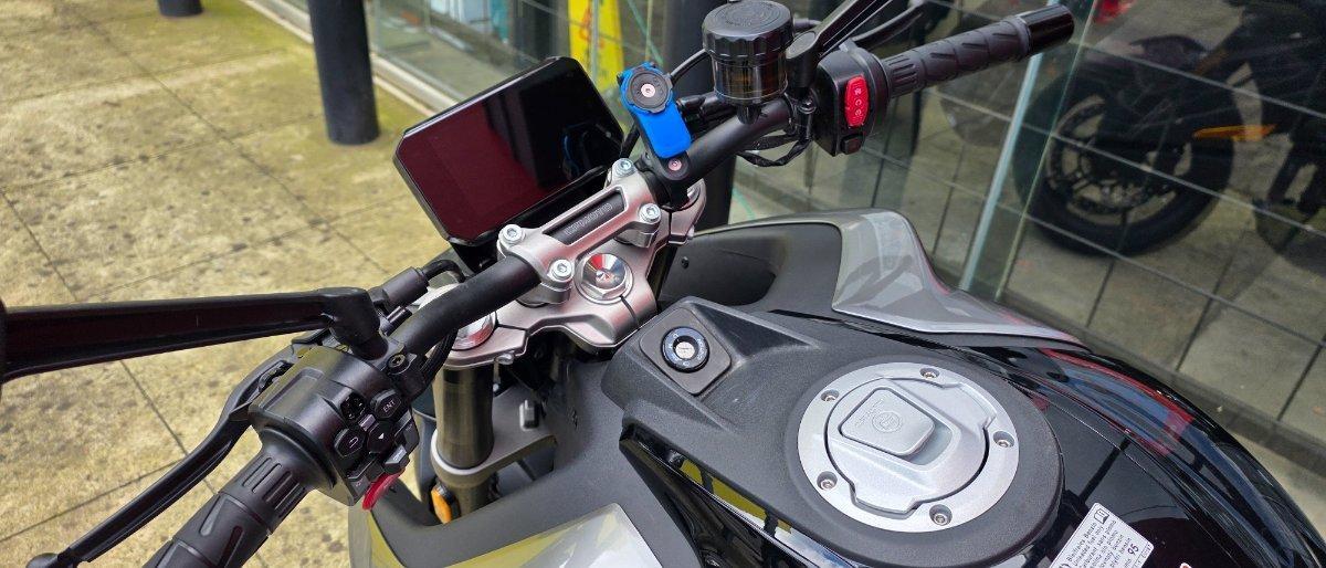 2025 CF MOTO 450 NK ROAD