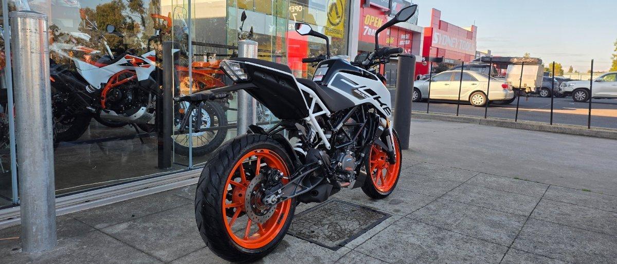 2021 KTM 200 DUKE ROAD