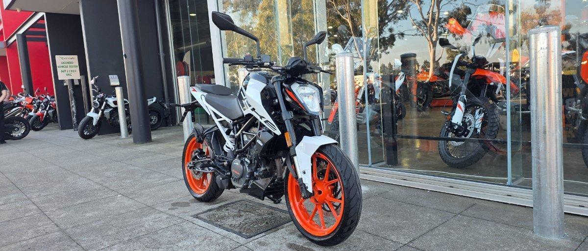 2021 KTM 200 DUKE ROAD