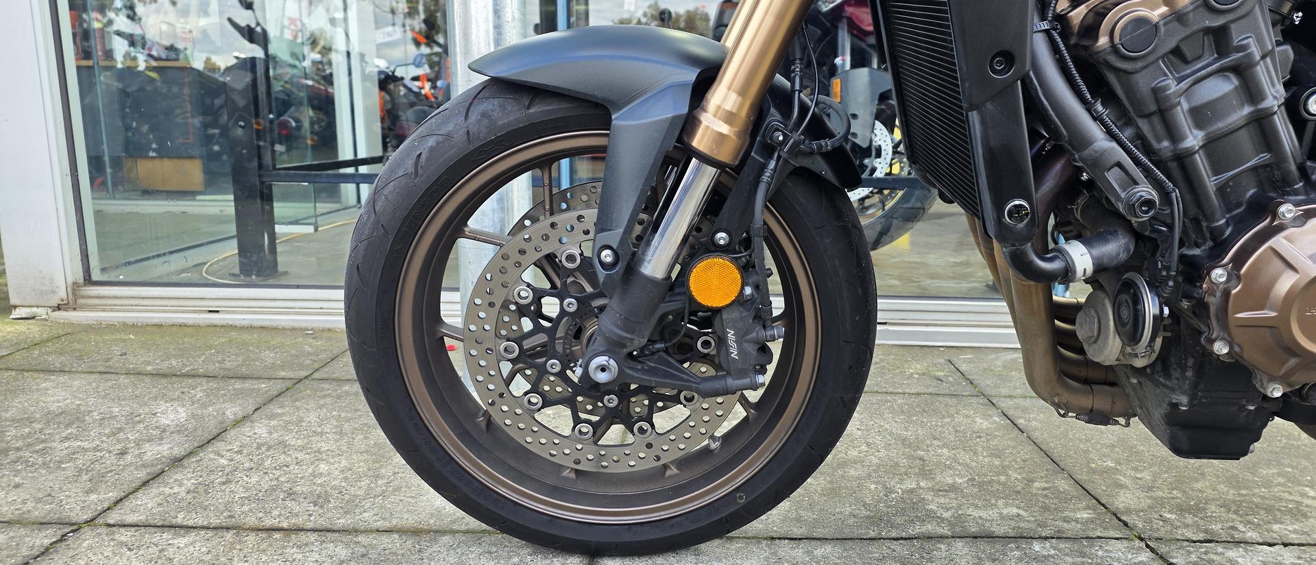 2025 HONDA CB650R SPORTS