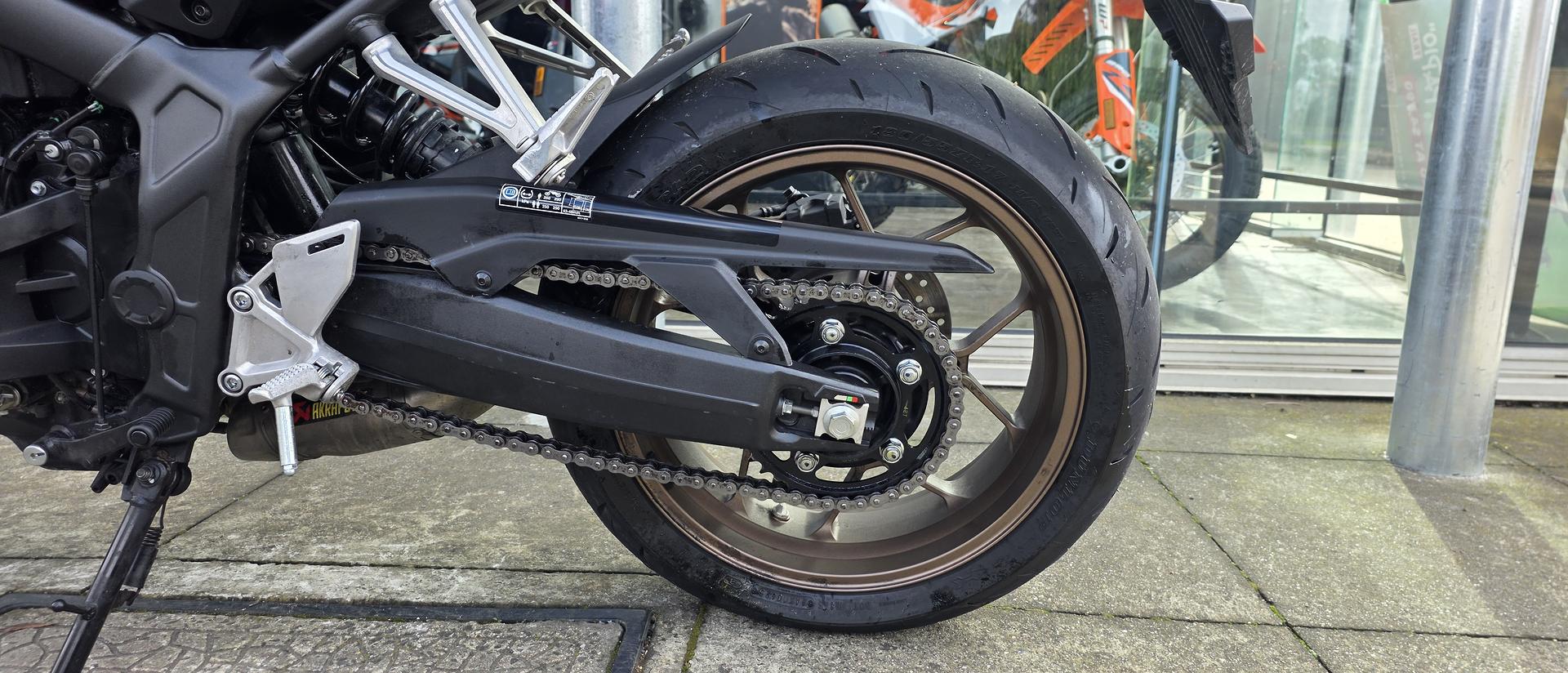 2025 HONDA CB650R SPORTS