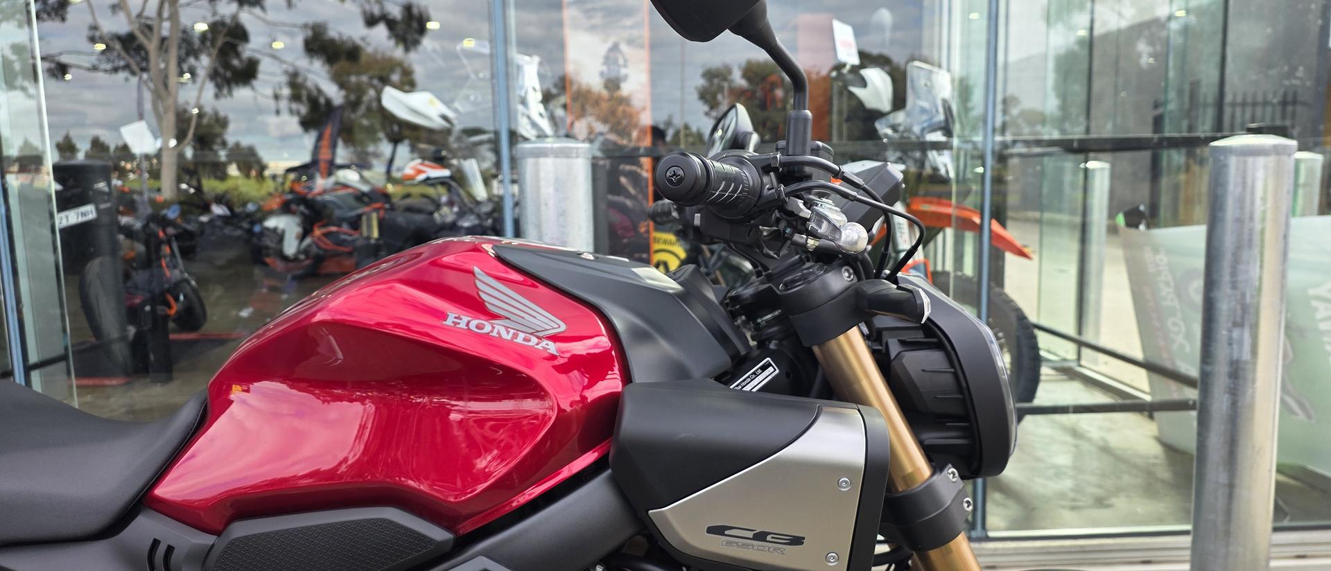 2025 HONDA CB650R SPORTS