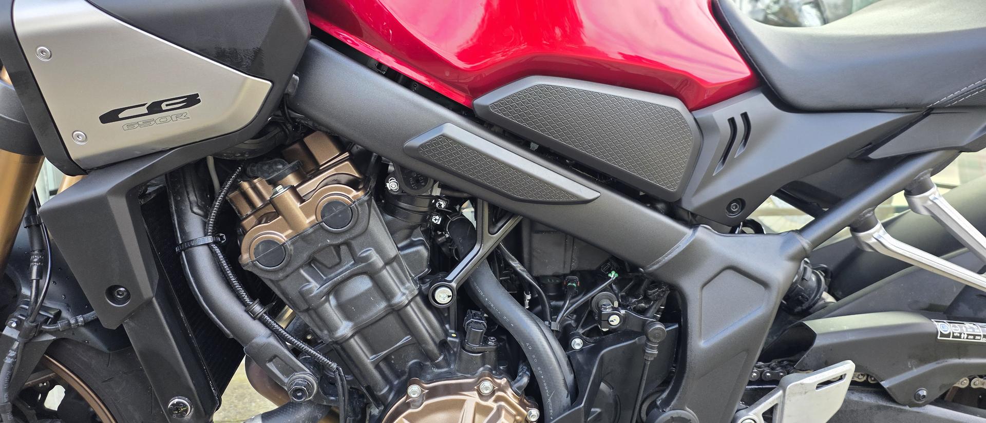 2025 HONDA CB650R SPORTS