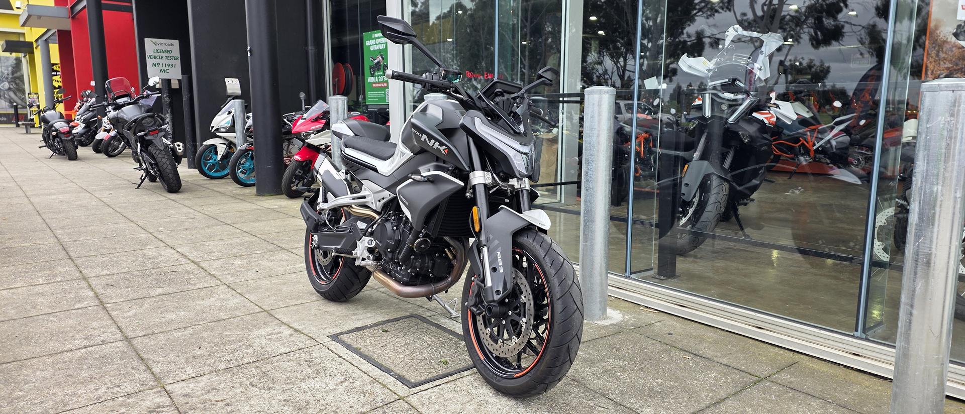 2023 CF MOTO 800 NK ADVANCED ROAD