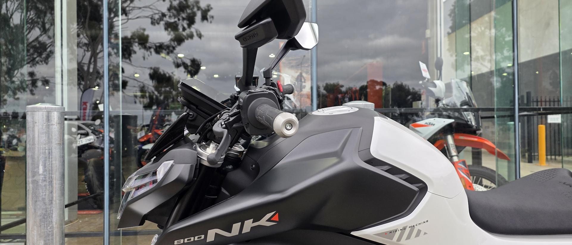 2023 CF MOTO 800 NK ADVANCED ROAD