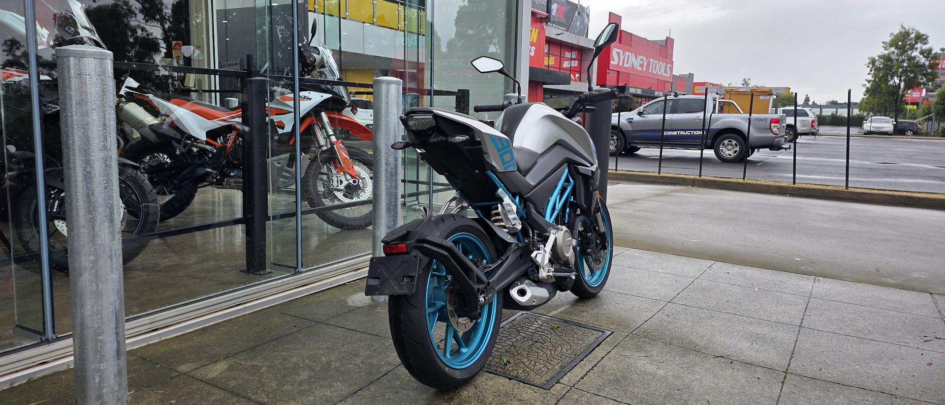 2021 CFMOTO 300 NK ABS ROAD