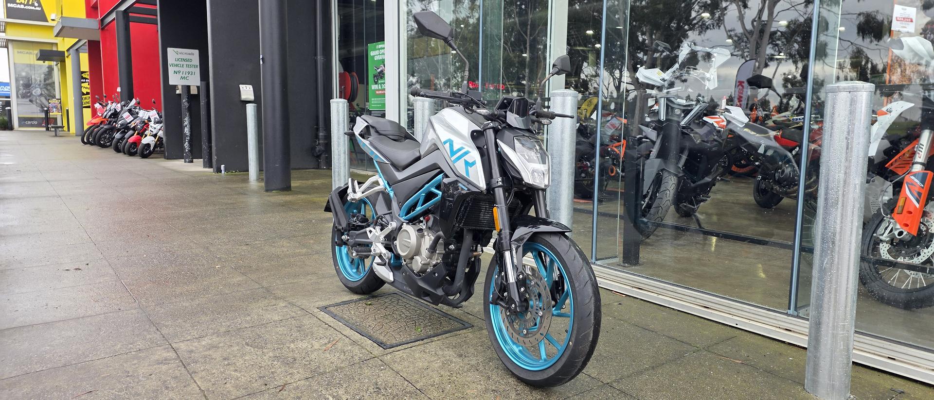 2021 CFMOTO 300 NK ABS ROAD