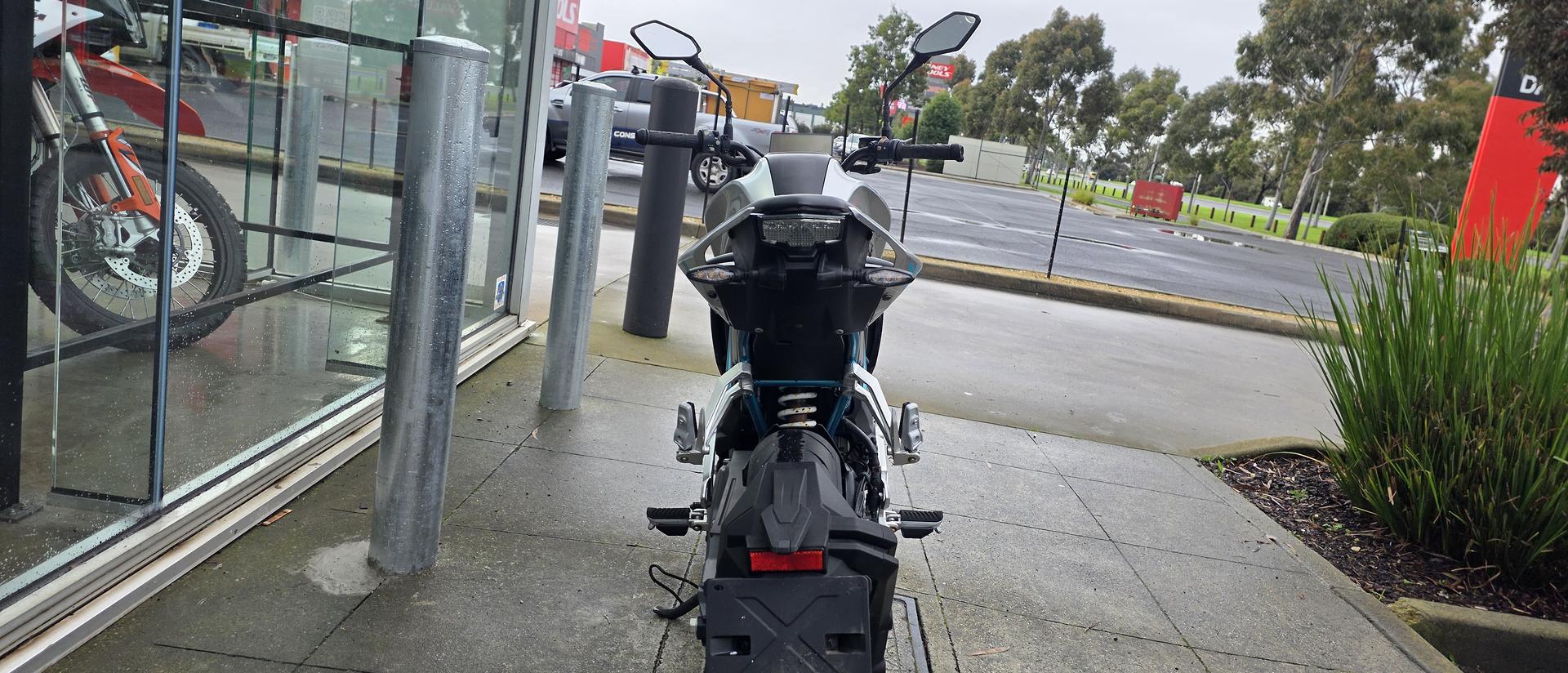 2021 CFMOTO 300 NK ABS ROAD