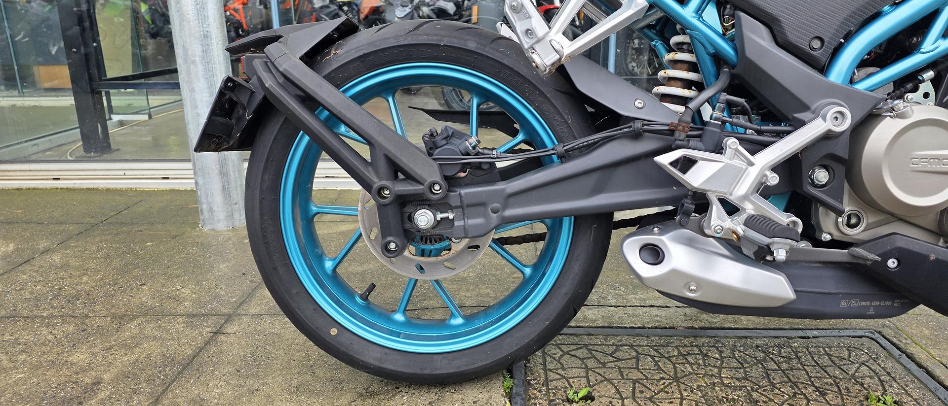 2021 CFMOTO 300 NK ABS ROAD