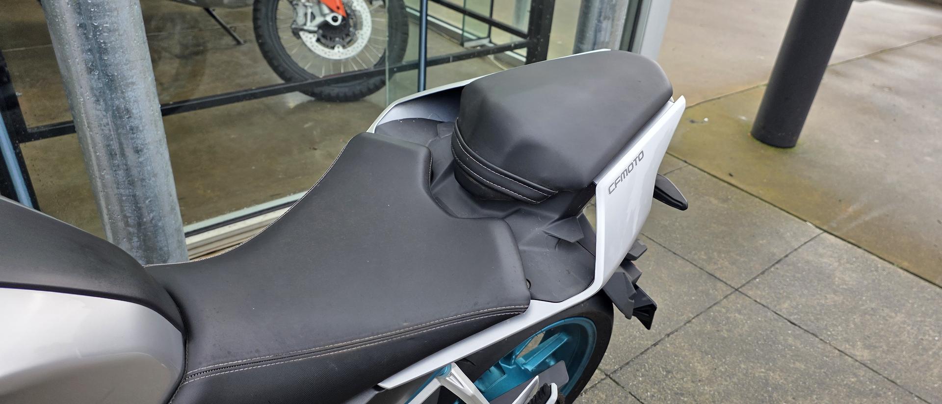 2021 CFMOTO 300 NK ABS ROAD